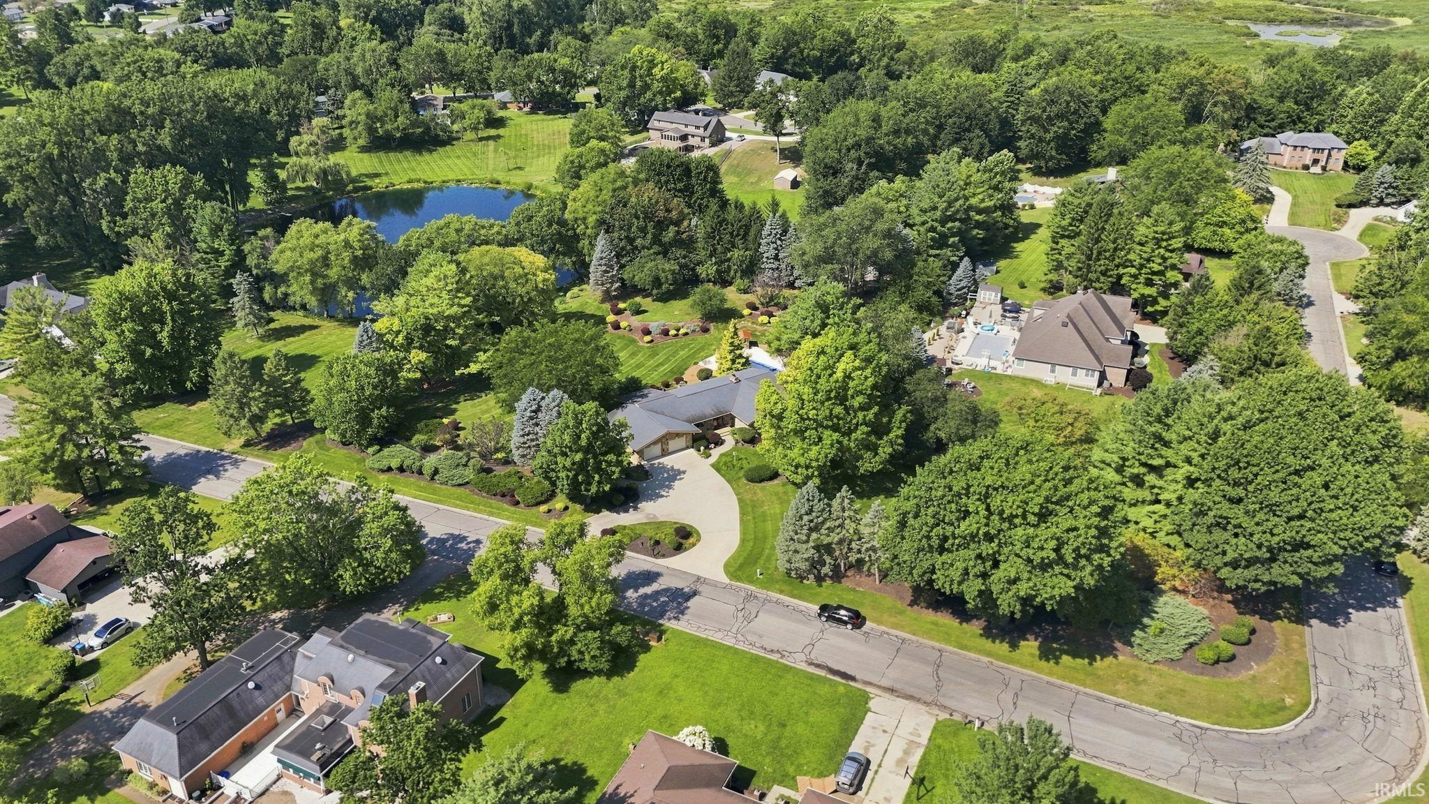 1919 Deer Trail Warsaw IN 46580