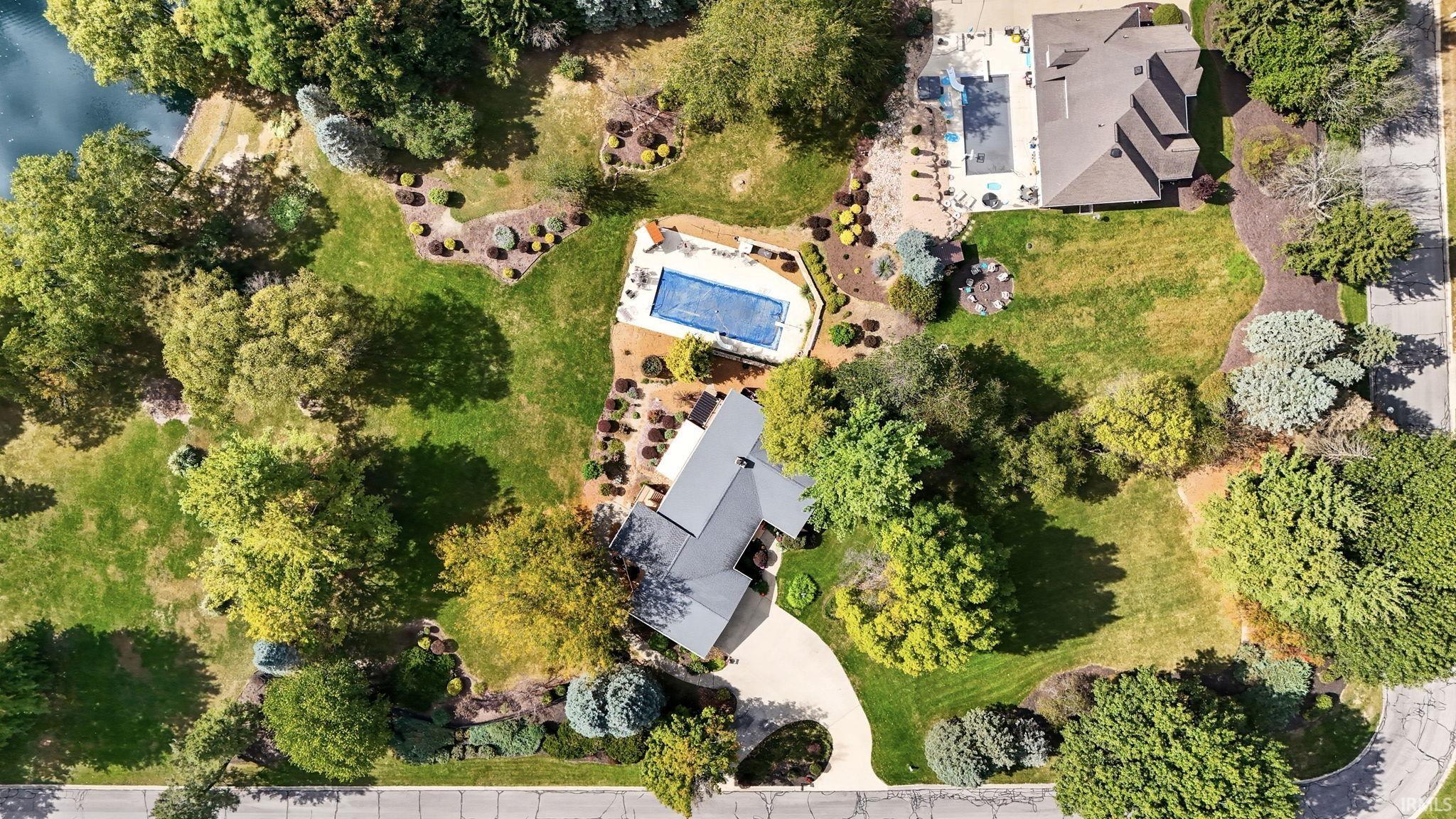 1919 Deer Trail Warsaw IN 46580