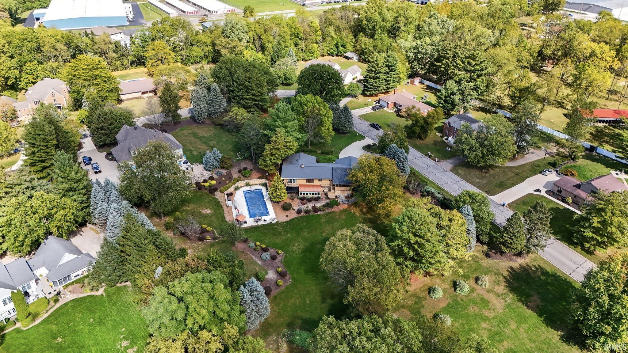 1919 Deer Trail Warsaw IN 46580
