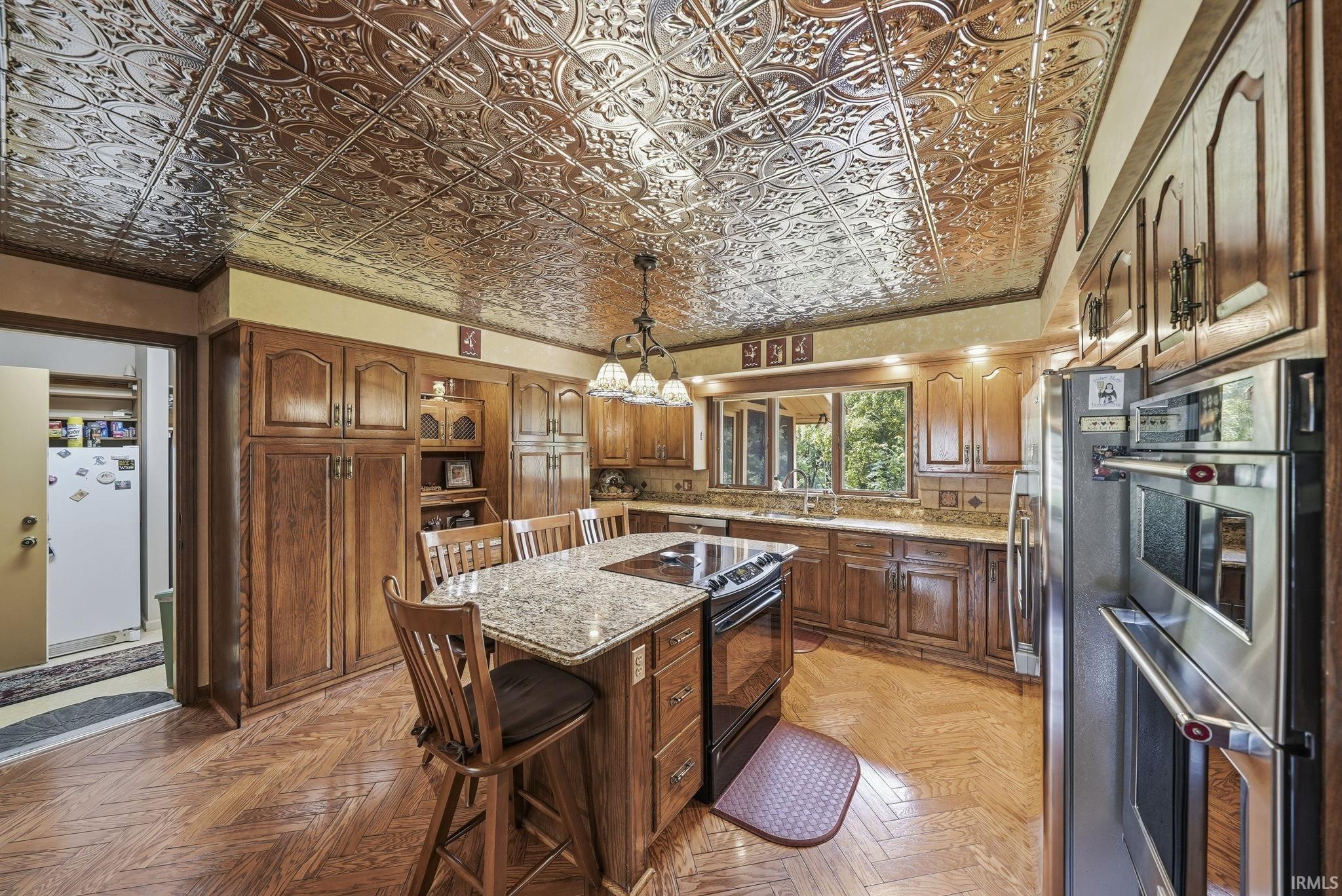 1919 Deer Trail Warsaw IN 46580