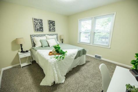 805 Elliott Avenue New Castle IN 47362