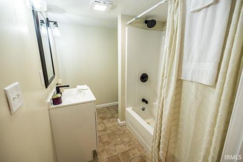 805 Elliott Avenue New Castle IN 47362