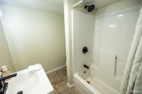 805 Elliott Avenue New Castle IN 47362