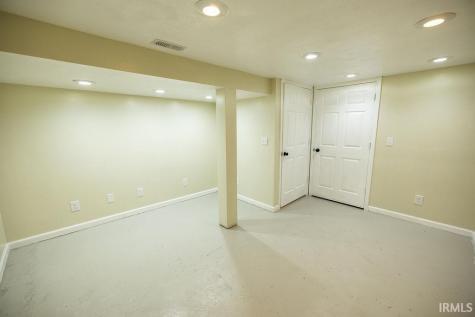 805 Elliott Avenue New Castle IN 47362