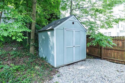 805 Elliott Avenue New Castle IN 47362