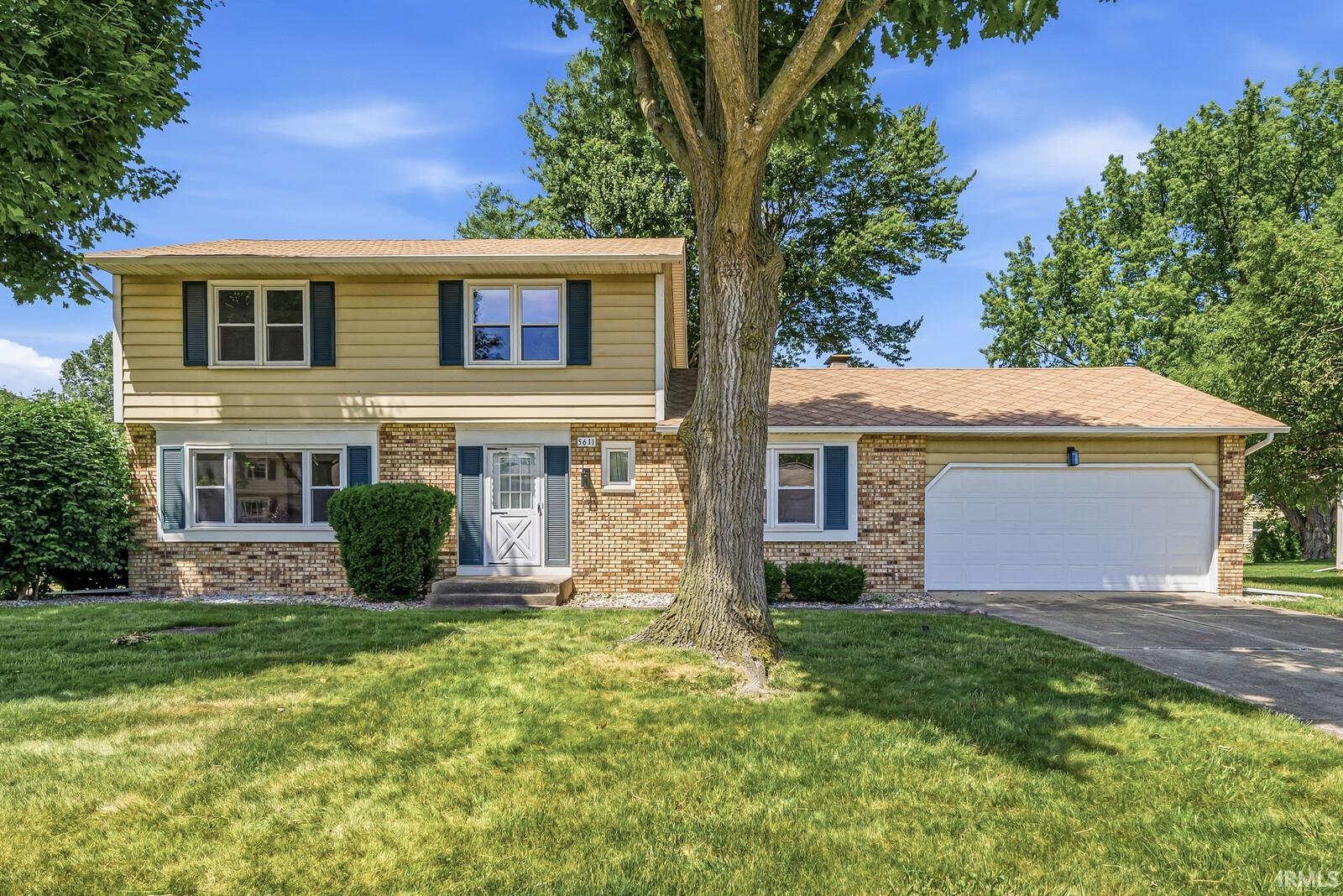 5611 Cape Cod Lane South Bend IN 46614