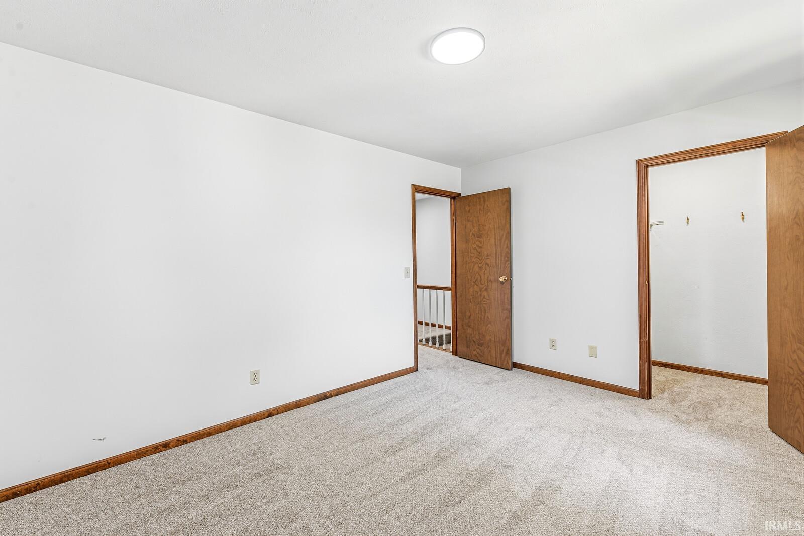 5611 Cape Cod Lane South Bend IN 46614