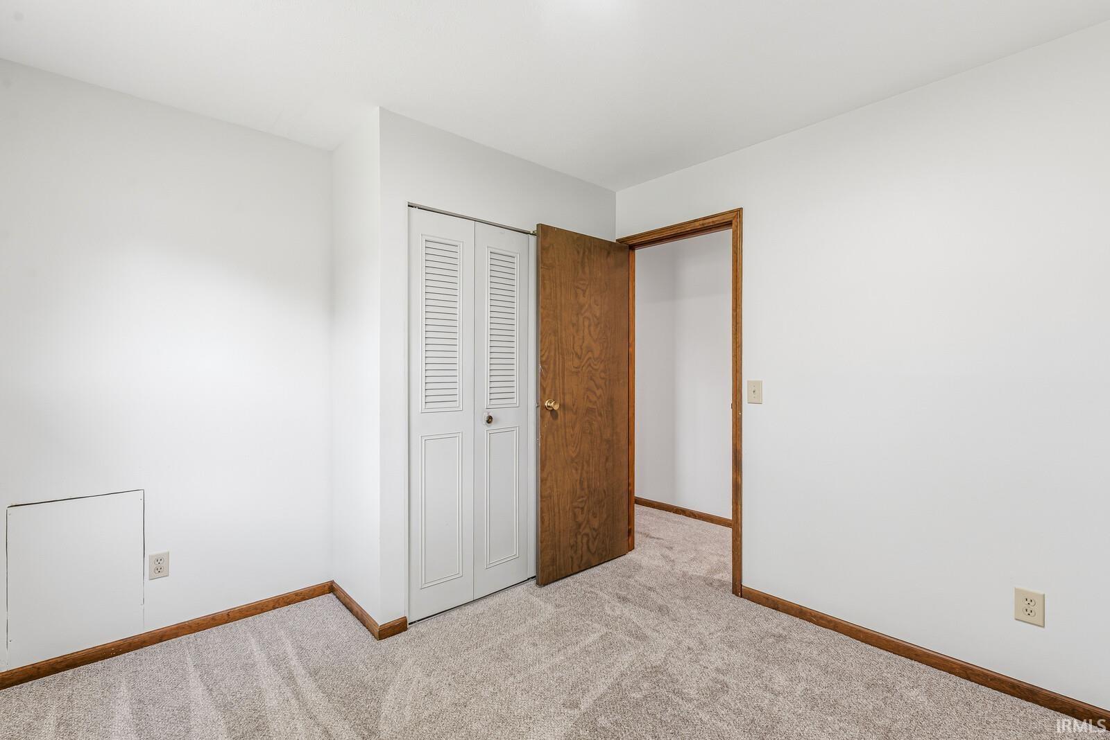 5611 Cape Cod Lane South Bend IN 46614