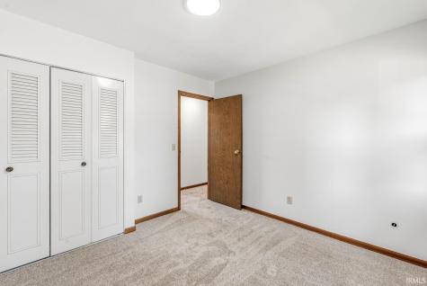 5611 Cape Cod Lane South Bend IN 46614
