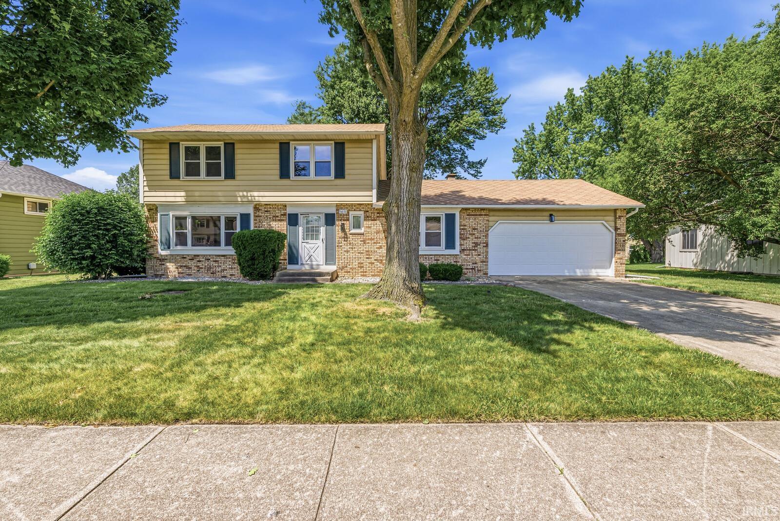 5611 Cape Cod Lane South Bend IN 46614