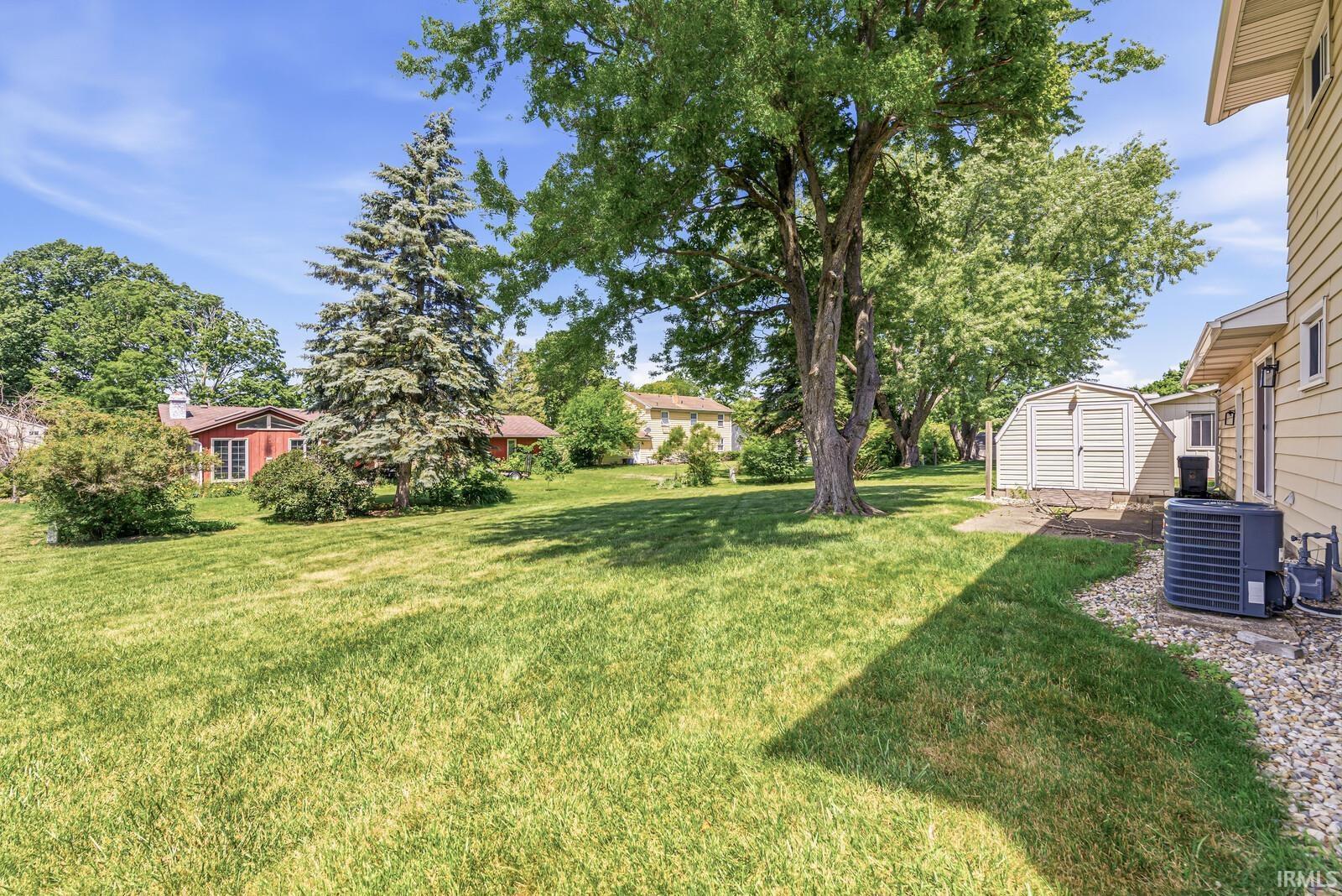 5611 Cape Cod Lane South Bend IN 46614