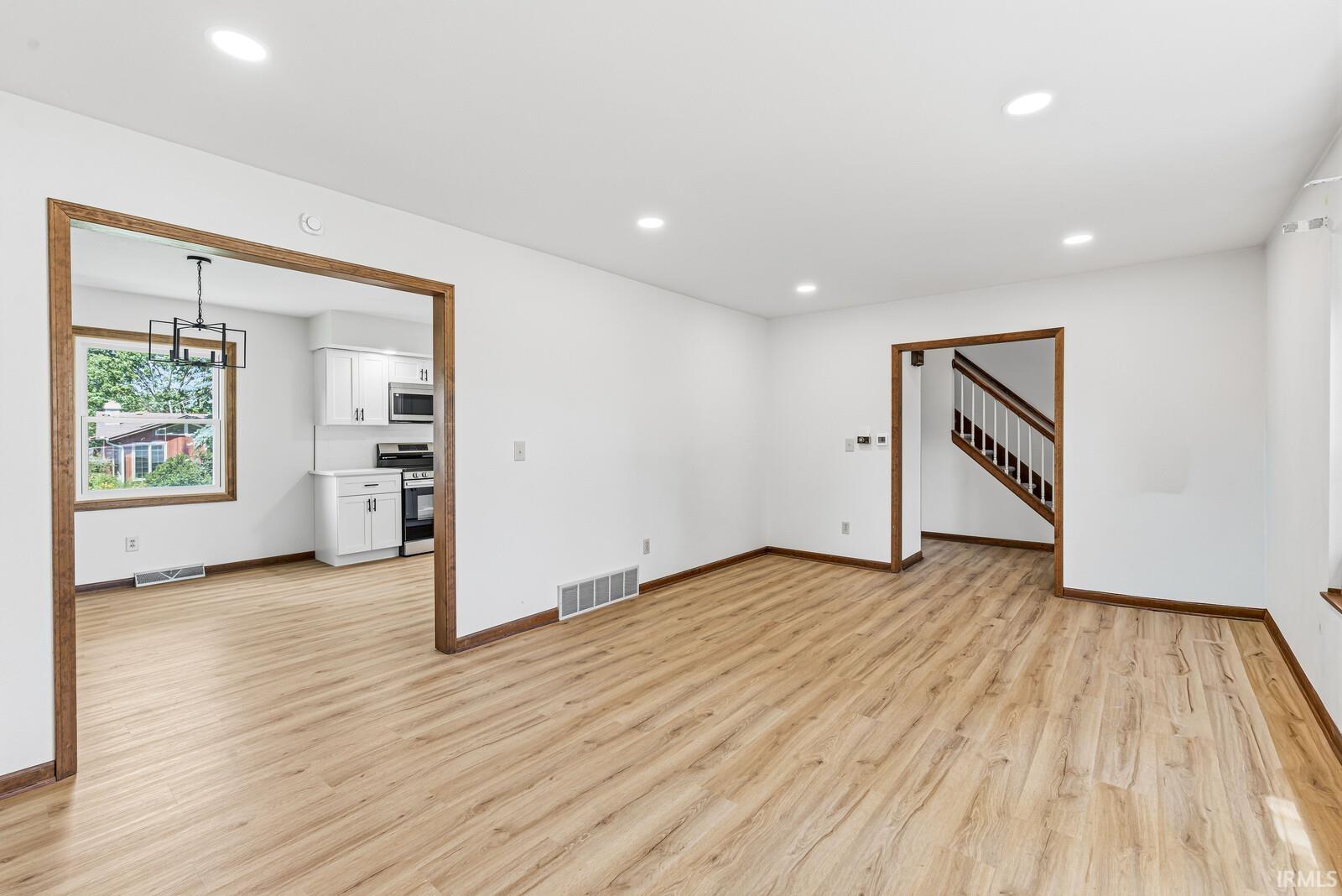 5611 Cape Cod Lane South Bend IN 46614