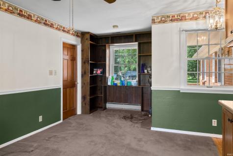 12 Clamme Court Hartford City IN 47348