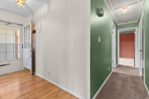 12 Clamme Court Hartford City IN 47348
