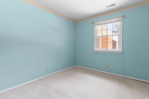 12 Clamme Court Hartford City IN 47348