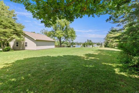 12 Clamme Court Hartford City IN 47348