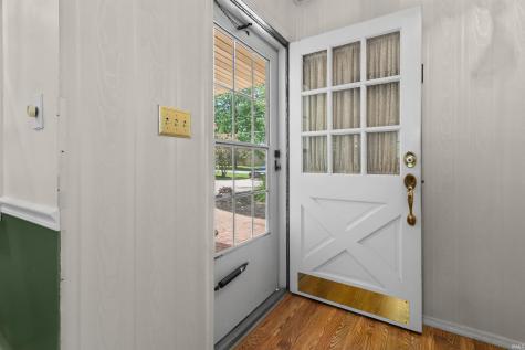 12 Clamme Court Hartford City IN 47348