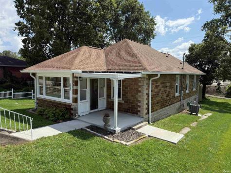 807 Walnut Street Oolitic IN 47451