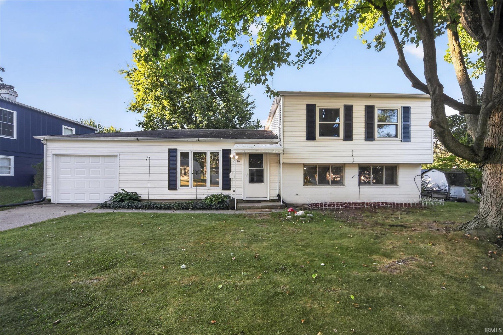 1450 Oakdale Drive South Bend IN 46614