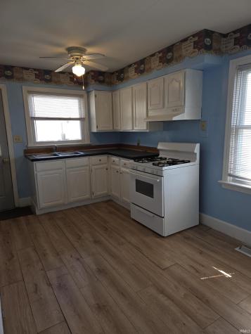 2559 Sweetser Avenue Evansville IN 47714