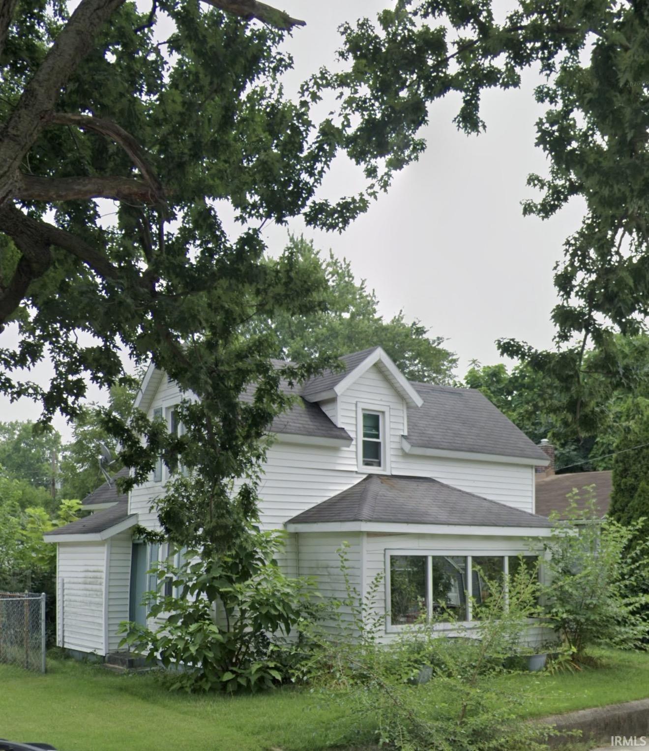 820 S 35th Street South Bend IN 46615
