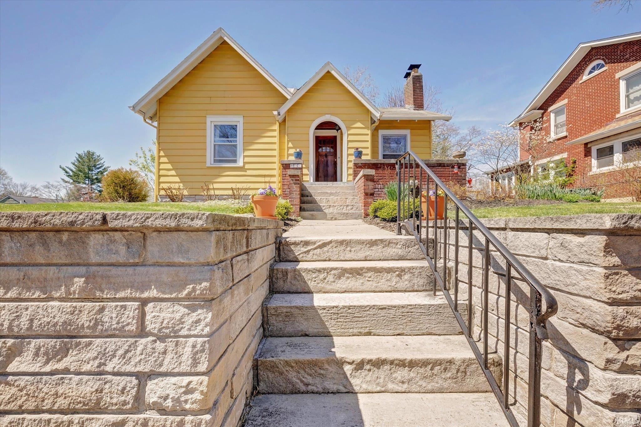 824 S Park Avenue Bloomington IN 47401