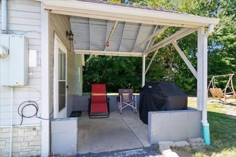 305 E St Rd 64 Road Winslow IN 47598