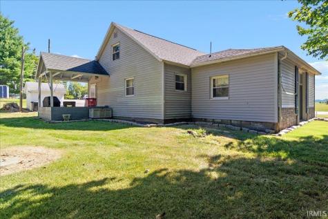 305 E St Rd 64 Road Winslow IN 47598