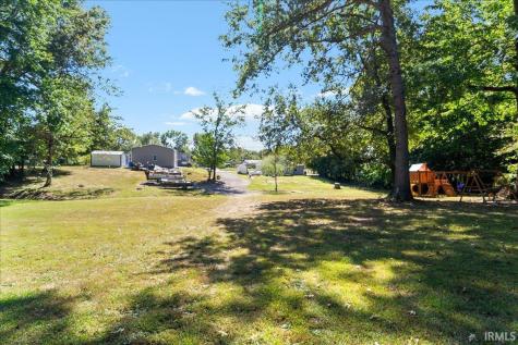 305 E St Rd 64 Road Winslow IN 47598