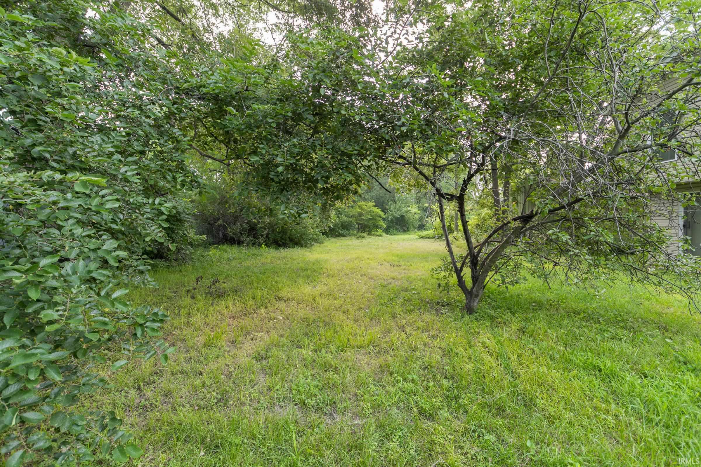 1514 Maplehurst Avenue Mishawaka IN 46545