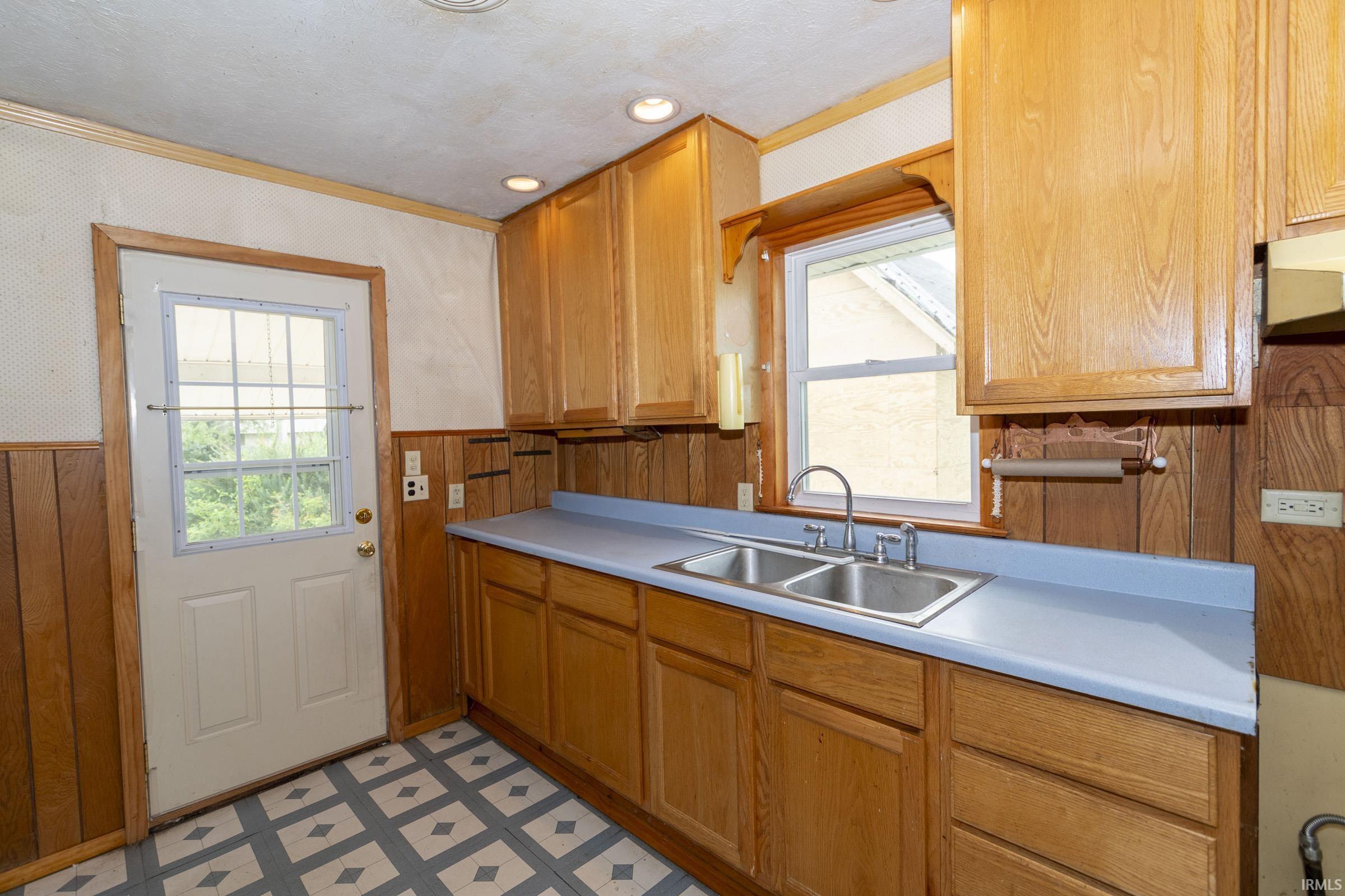 1514 Maplehurst Avenue Mishawaka IN 46545