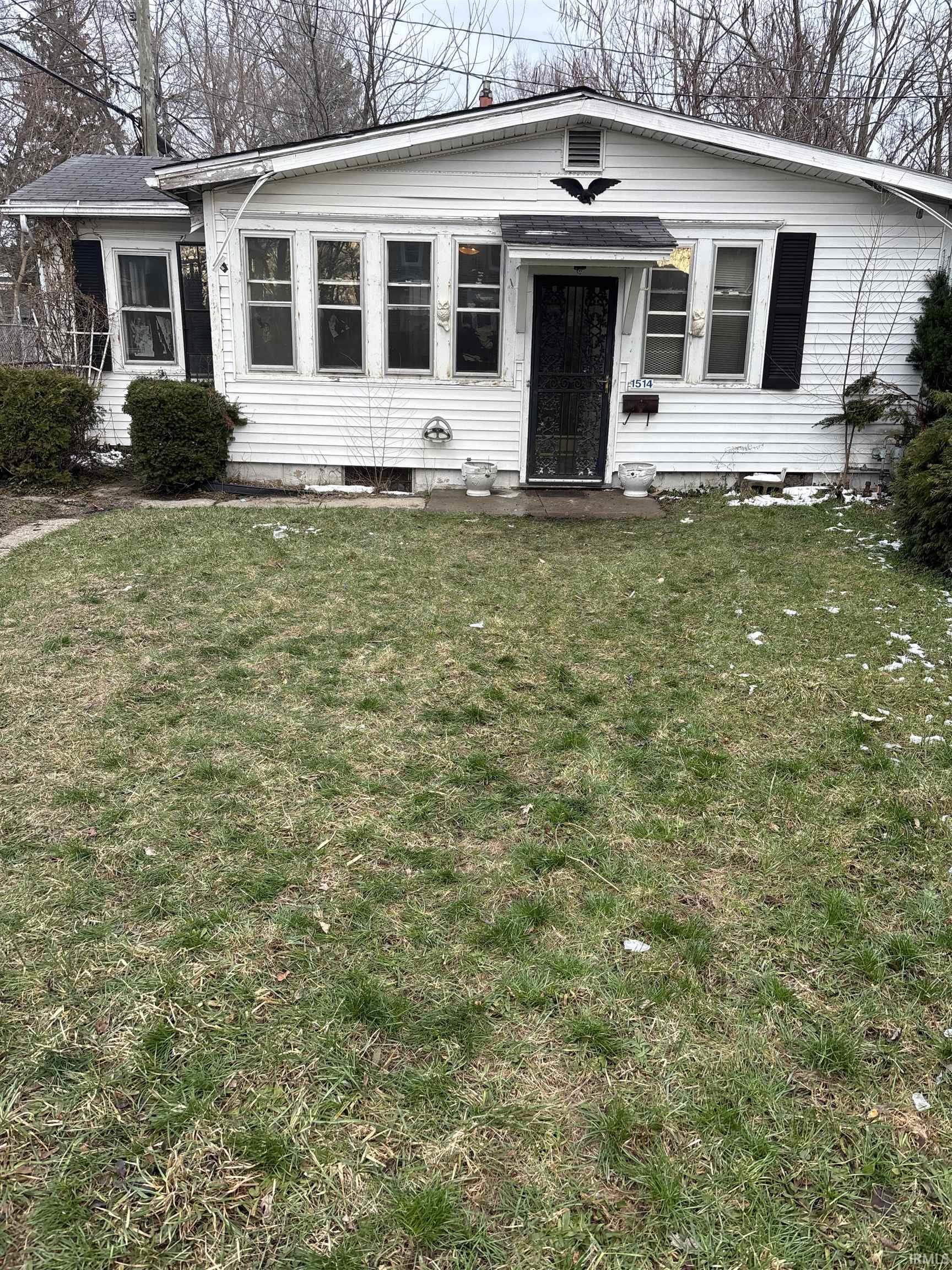 1514 Carroll Street South Bend IN 46613