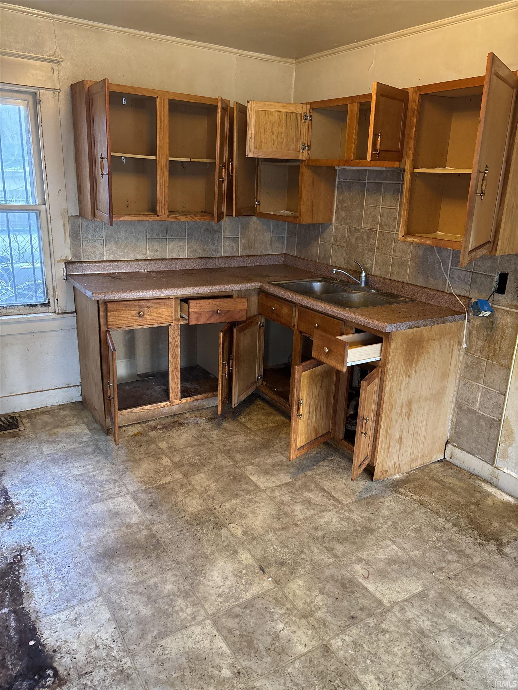1514 Carroll Street South Bend IN 46613