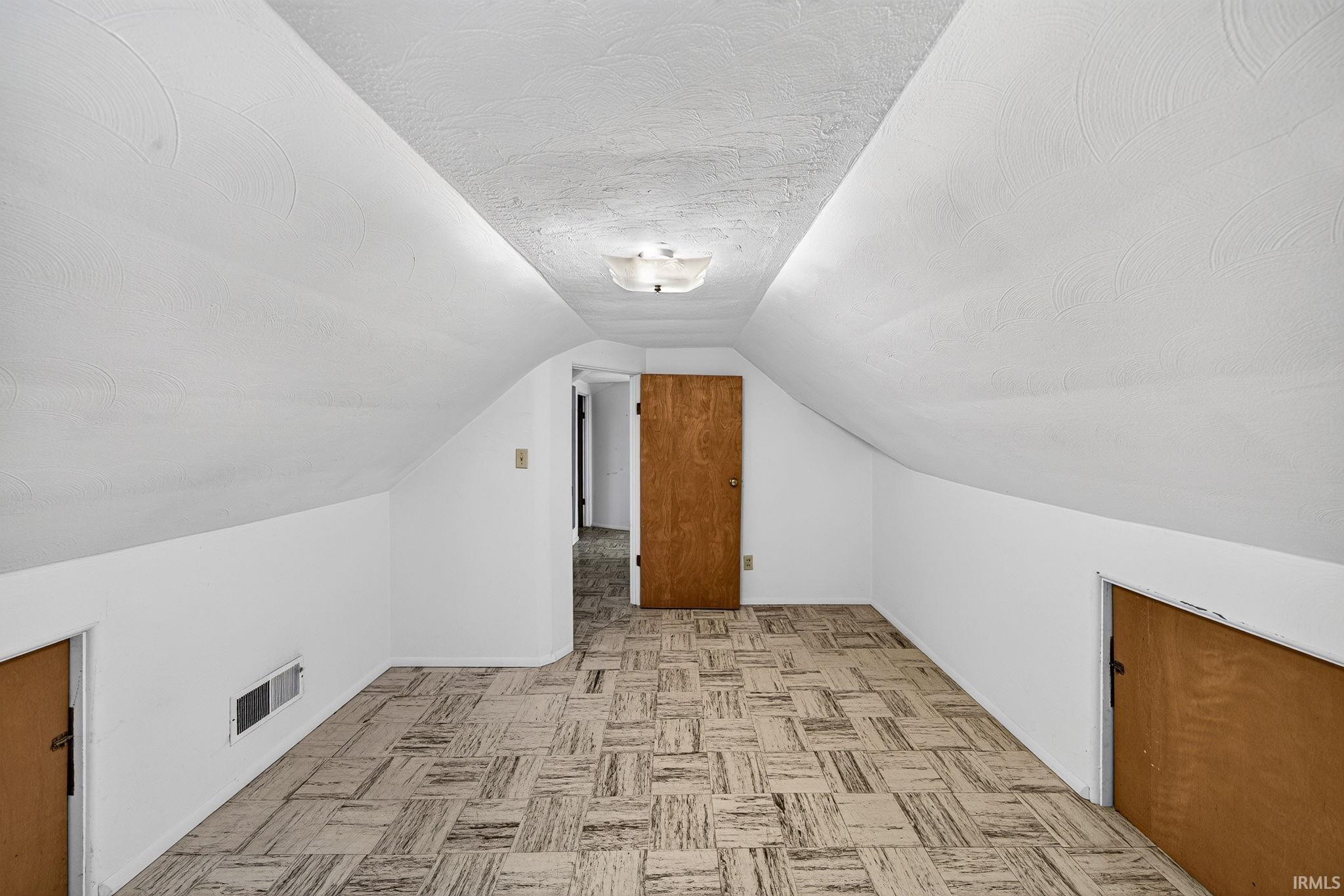 2121 Homewood Avenue Mishawaka IN 46544