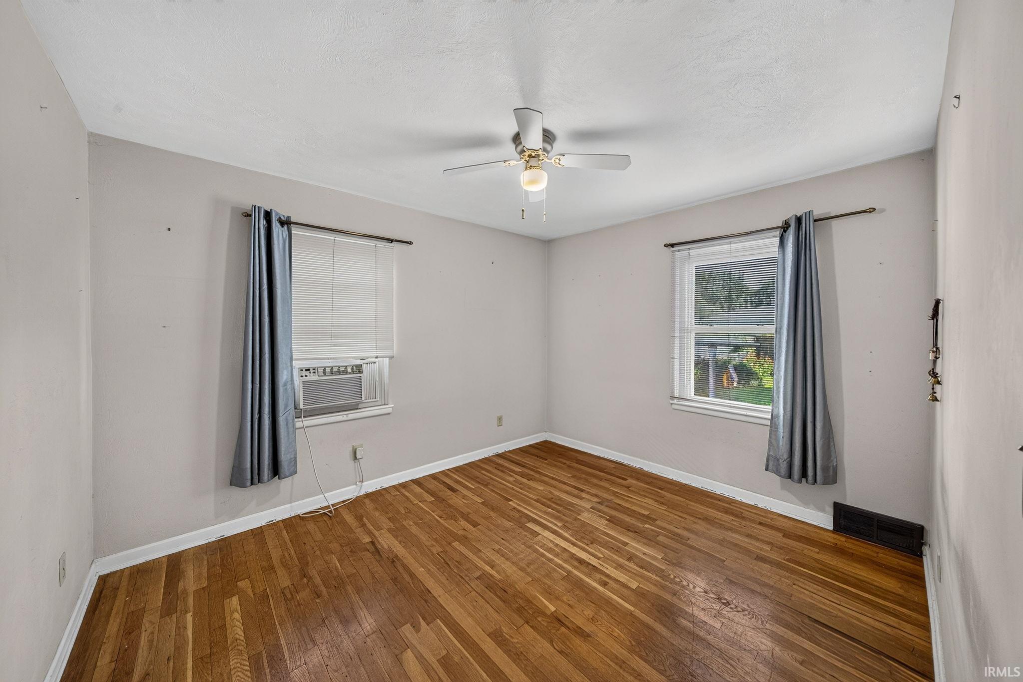 2121 Homewood Avenue Mishawaka IN 46544