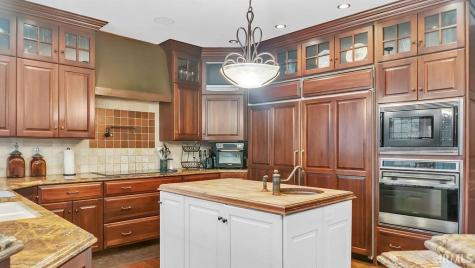 4023 S Two Creeks Lane Bloomington IN 47401
