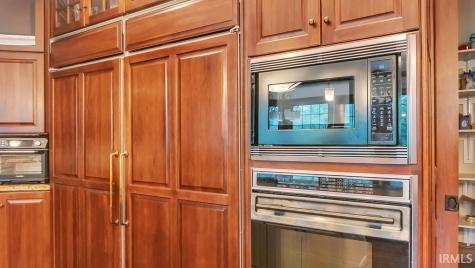4023 S Two Creeks Lane Bloomington IN 47401