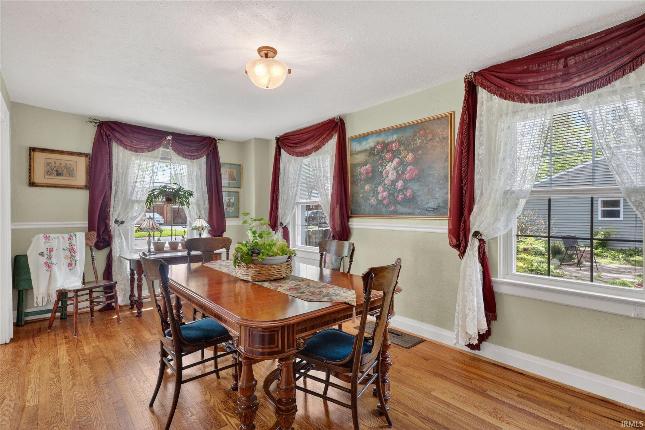 2617 Erskine Boulevard South Bend IN 46614