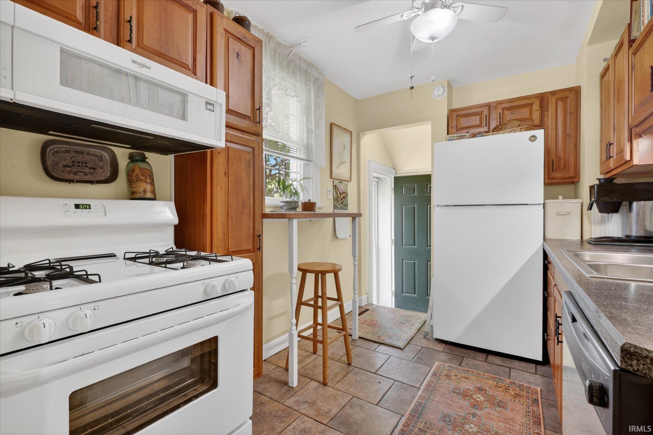 2617 Erskine Boulevard South Bend IN 46614