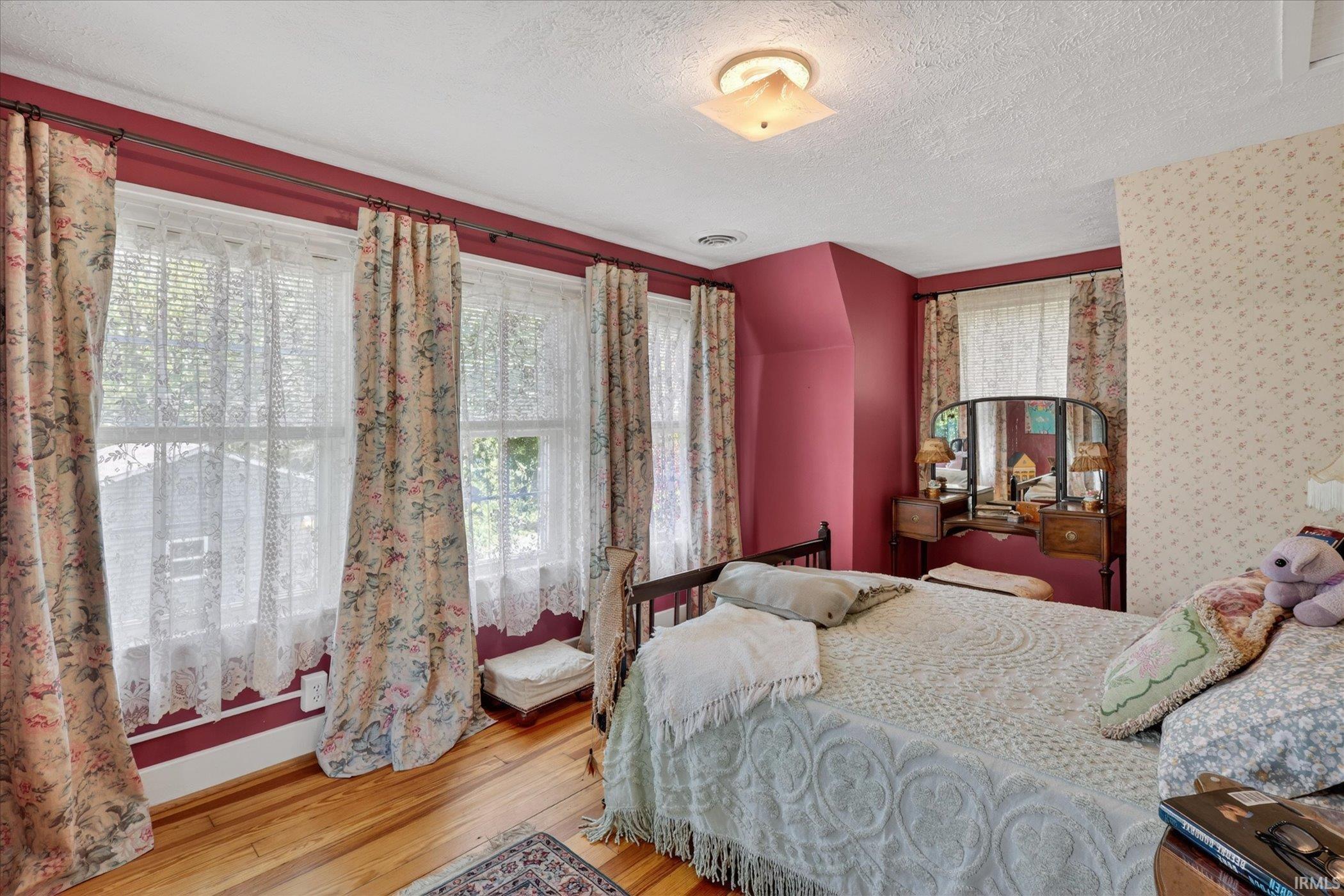 2617 Erskine Boulevard South Bend IN 46614