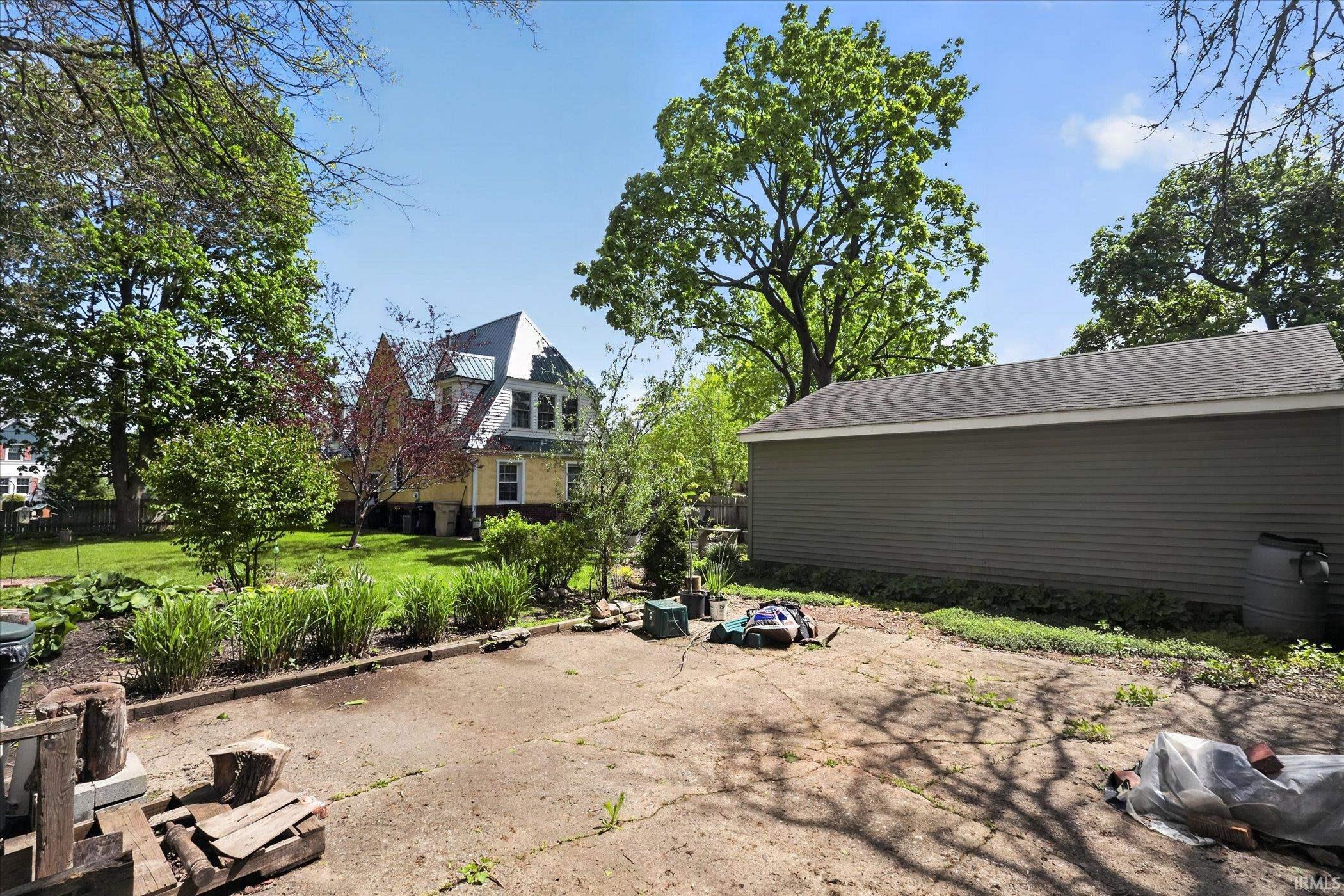 2617 Erskine Boulevard South Bend IN 46614