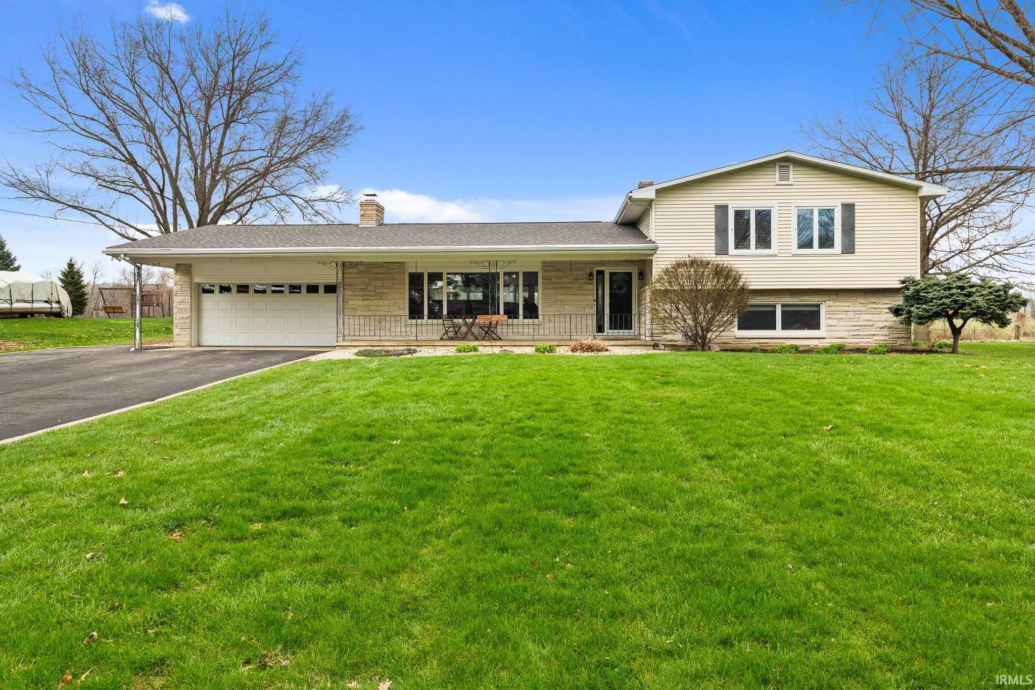 1705 E Springhill Road Warsaw IN 46580