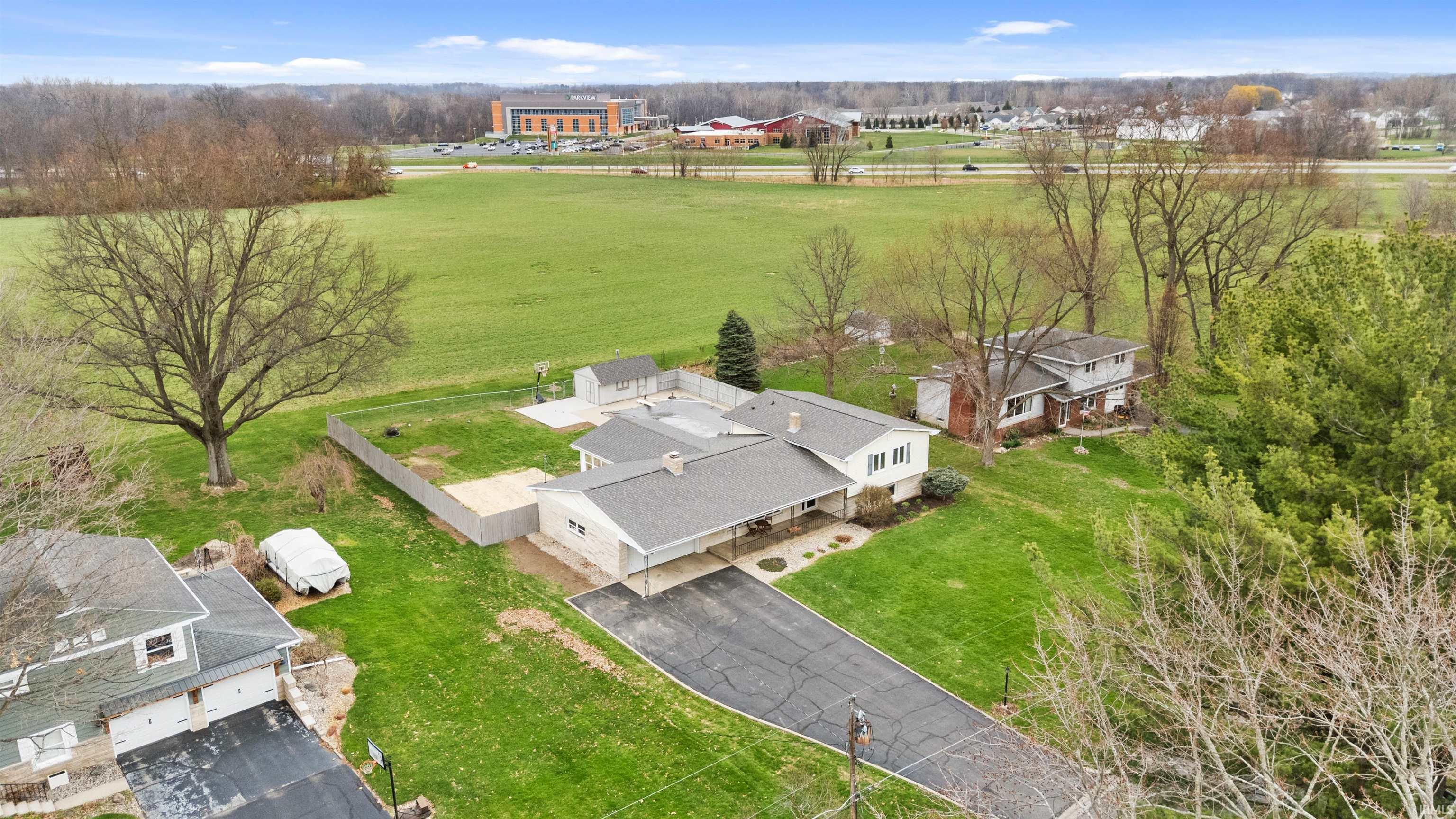 1705 E Springhill Road Warsaw IN 46580