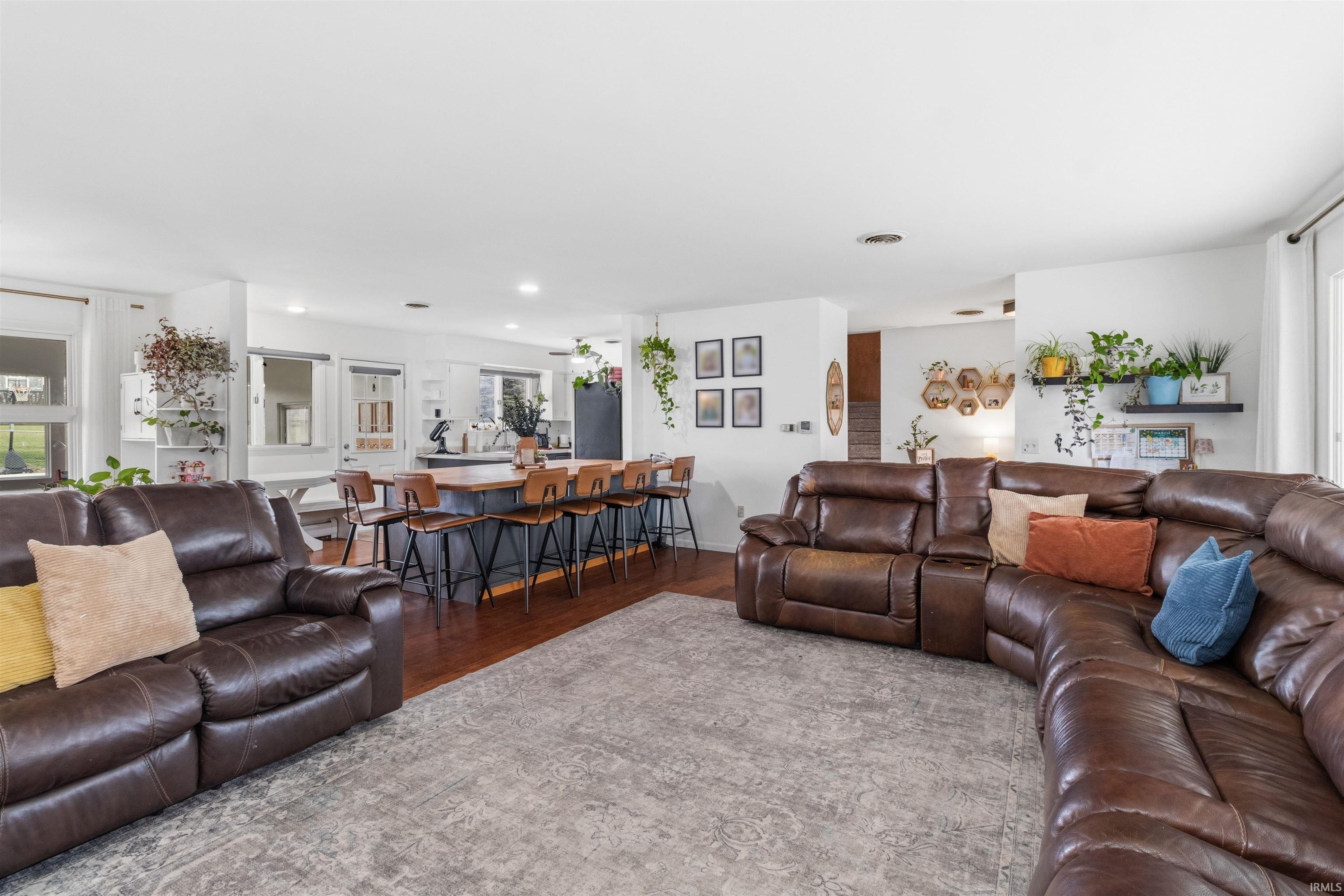 1705 E Springhill Road Warsaw IN 46580
