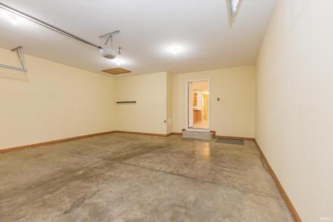 101 E Charter Drive Muncie IN 47303
