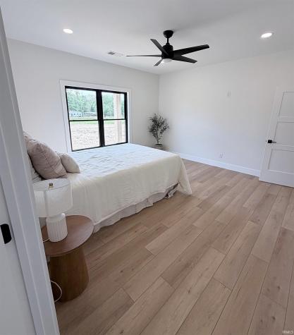 134 Garrett Avenue Loogootee IN 47553