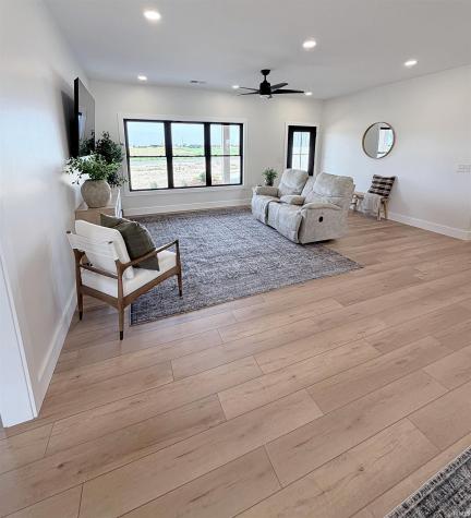 134 Garrett Avenue Loogootee IN 47553