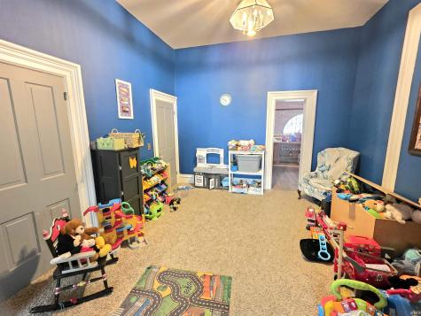 408 E Diamond Street Kendallville IN 46755