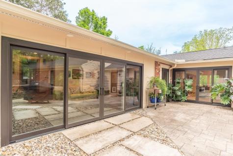 929 S Eagleson Avenue Bloomington IN 47401