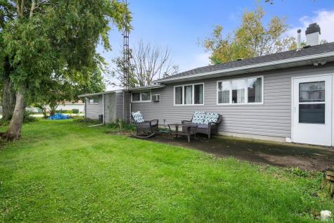 529 W Elm Street New Carlisle IN 46552
